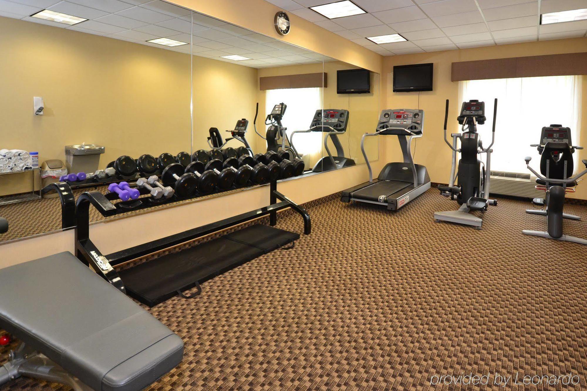Best Western Plus Victor Inn & Suites Facilities photo